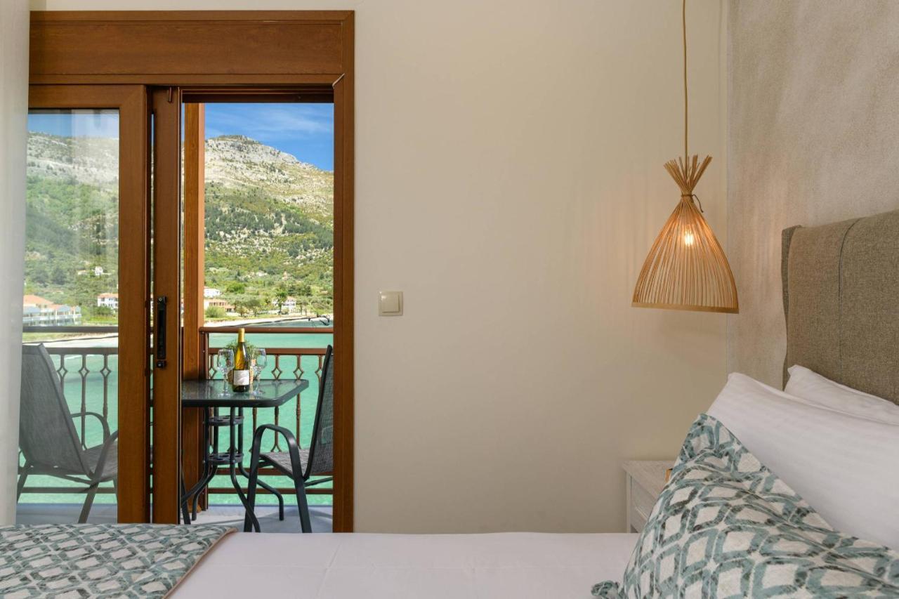 Bed and Breakfast Faros View Koinira Exterior foto